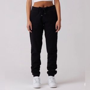 talentless womens heavyweight sweatpants | color: pitch black